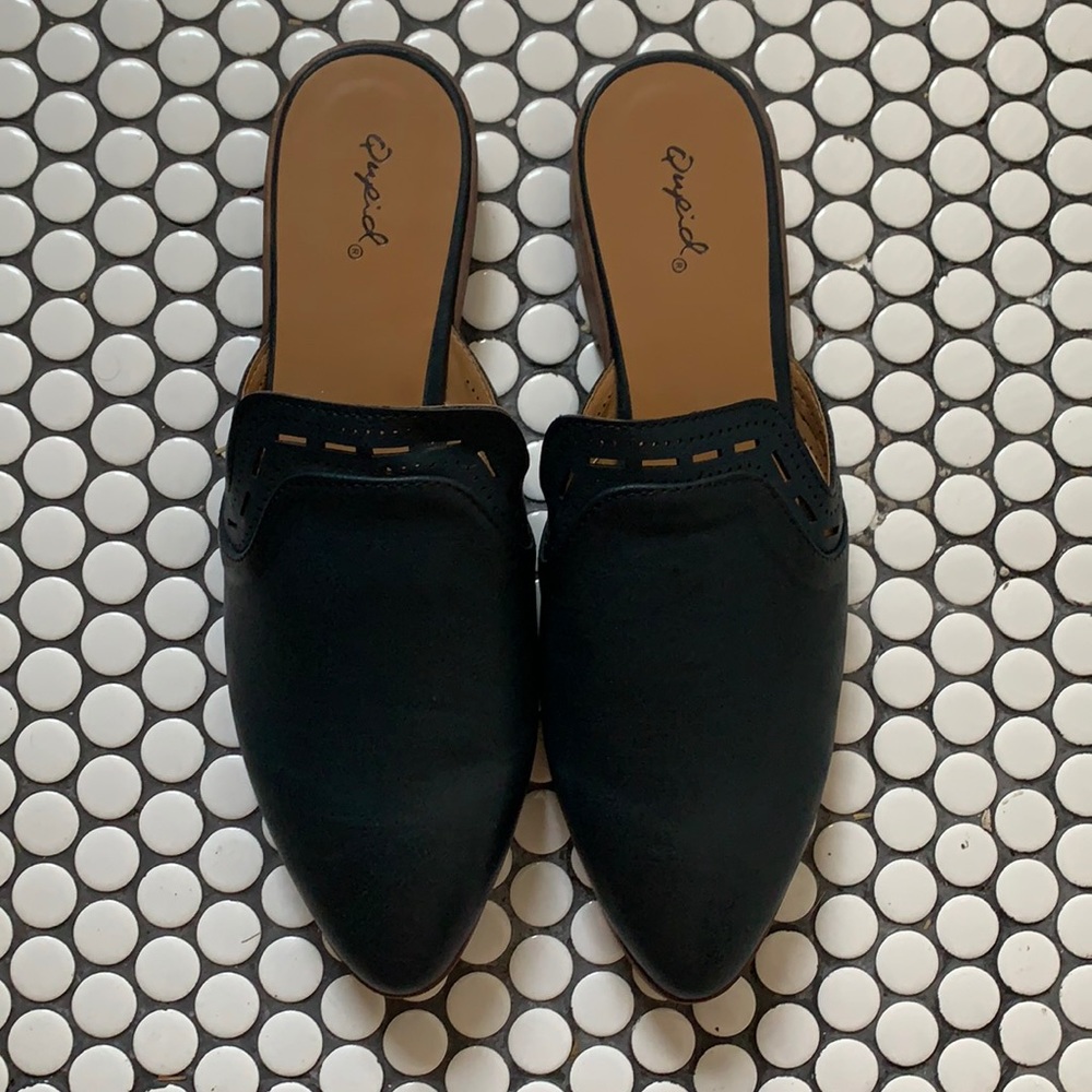 Leather mules